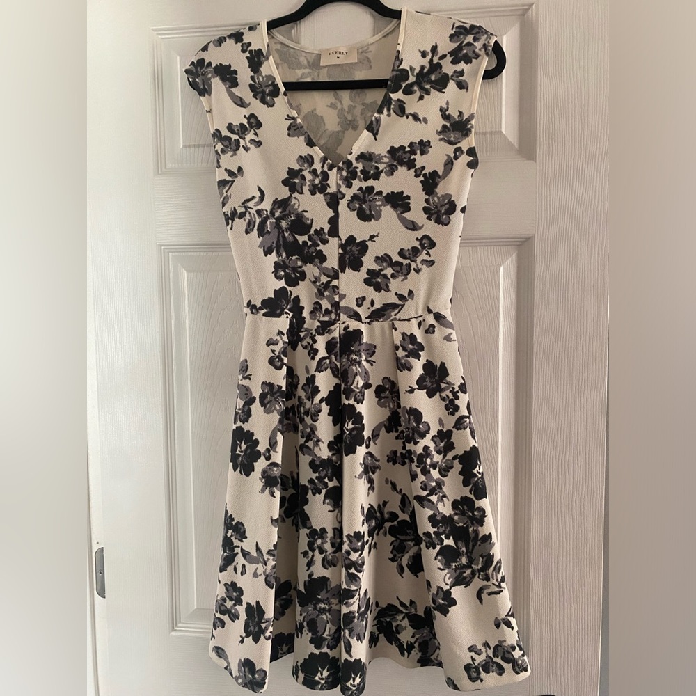 Everly Black and White Floral Dress